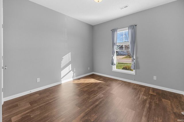 208 W Stellar Way, Huntingburg, IN 47542