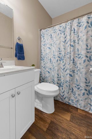 208 W Stellar Way, Huntingburg, IN 47542