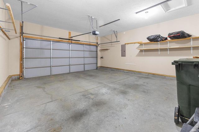 208 W Stellar Way, Huntingburg, IN 47542