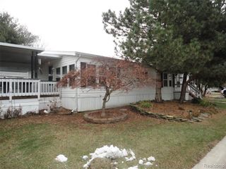 423 Glasgow, Temperance, MI 48182