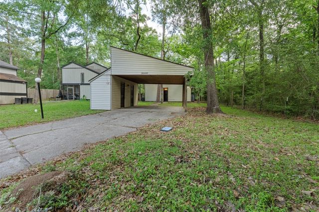 28600 Netawaka Court, Huntsville, TX 77320
