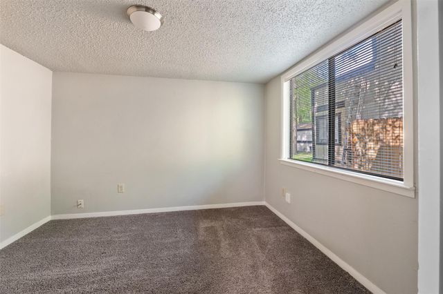 28600 Netawaka Court, Huntsville, TX 77320