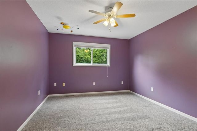 5224 N Main Street, Kansas City, MO 64118