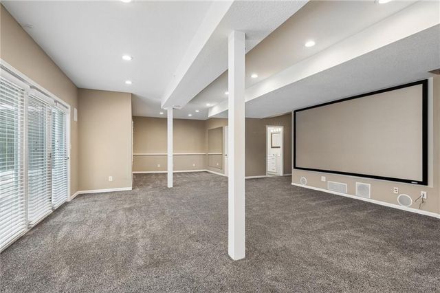 5224 N Main Street, Kansas City, MO 64118