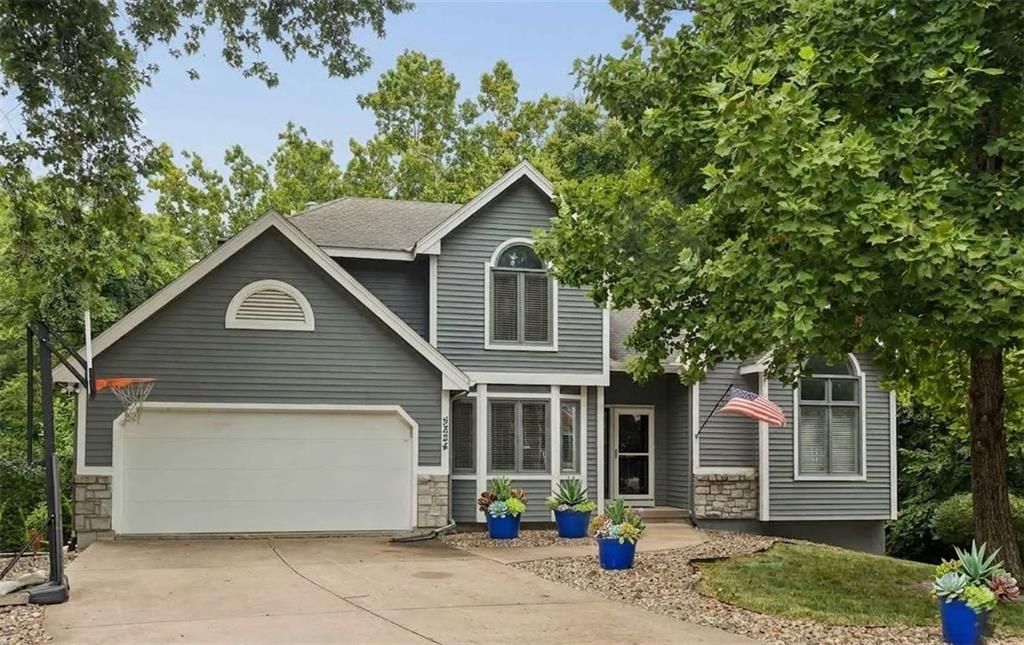 5224 N Main Street, Kansas City, MO 64118