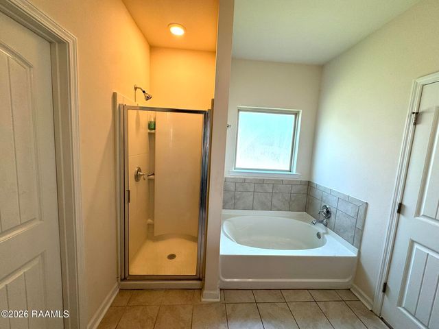 107 Garden Oaks Avenue, Youngsville, LA 70592