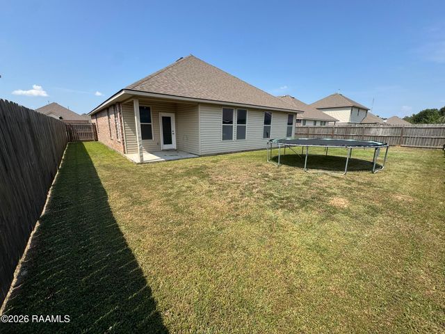 107 Garden Oaks Avenue, Youngsville, LA 70592