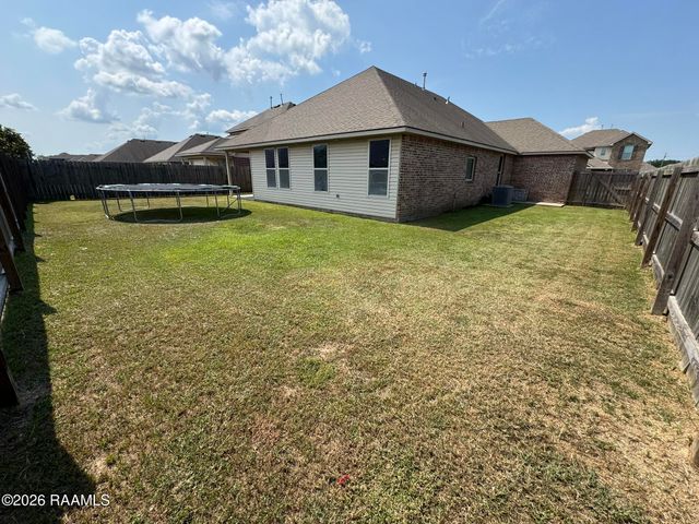 107 Garden Oaks Avenue, Youngsville, LA 70592