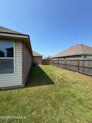 107 Garden Oaks Avenue, Youngsville, LA 70592