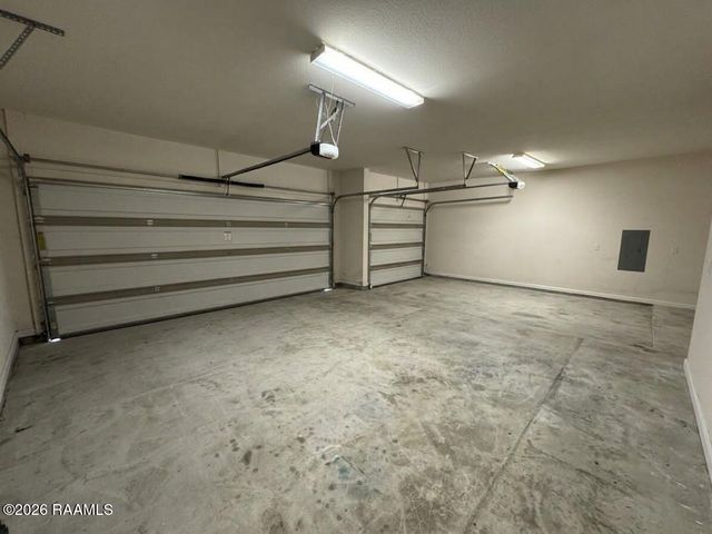 107 Garden Oaks Avenue, Youngsville, LA 70592