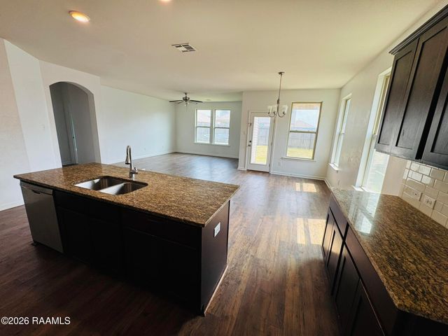 107 Garden Oaks Avenue, Youngsville, LA 70592