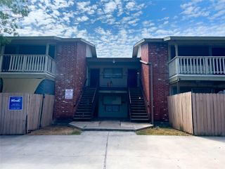 8907 Parkfield DR 203, Austin, TX 78758