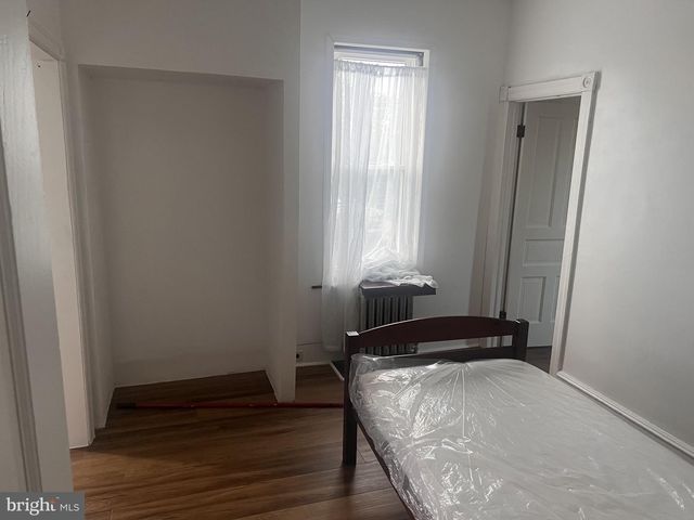 5617 N MASCHER ST, Philadelphia, PA 19120