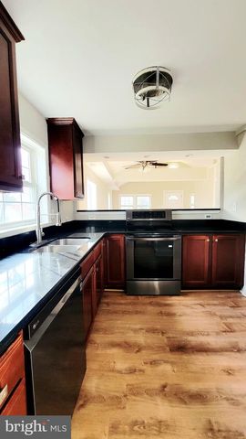 8823 MAPLE AVE, Bowie, MD 20720