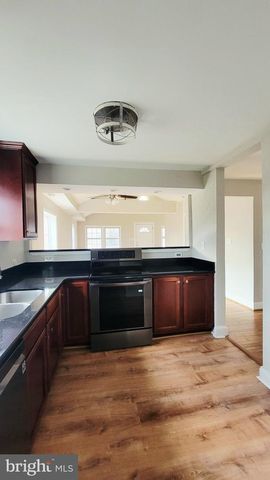 8823 MAPLE AVE, Bowie, MD 20720