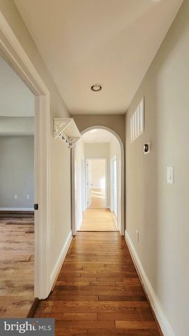 8823 MAPLE AVE, Bowie, MD 20720