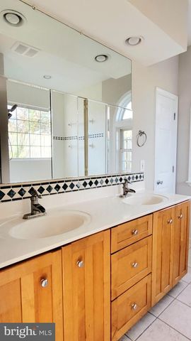 8823 MAPLE AVE, Bowie, MD 20720