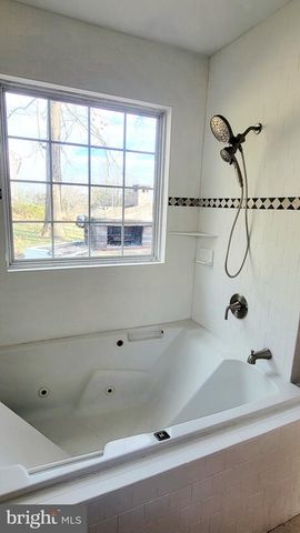 8823 MAPLE AVE, Bowie, MD 20720