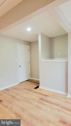 8823 MAPLE AVE, Bowie, MD 20720