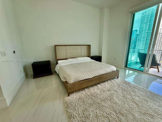 900 Brickell Key Blvd 2604, Miami, FL 33131