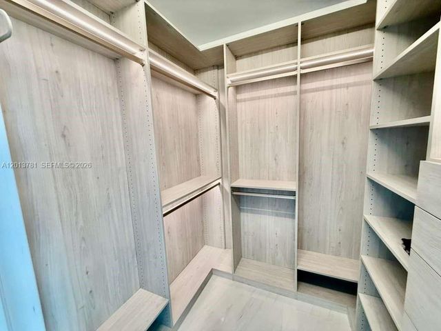 900 Brickell Key Blvd 2604, Miami, FL 33131