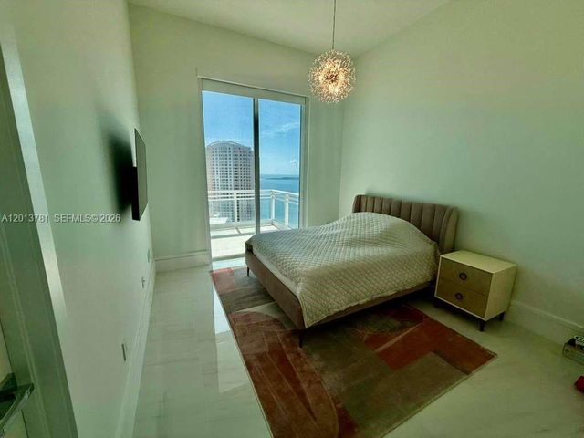 900 Brickell Key Blvd 2604, Miami, FL 33131