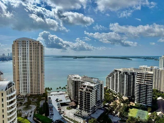 900 Brickell Key Blvd 2604, Miami, FL 33131