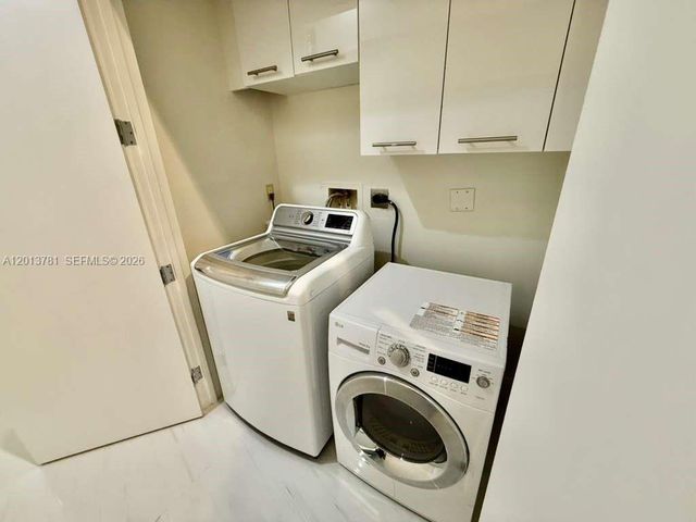 900 Brickell Key Blvd 2604, Miami, FL 33131