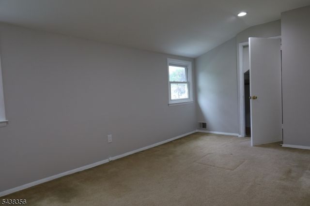 70 Knoll Rd, Parsippany-troy Hills Twp., NJ 07054