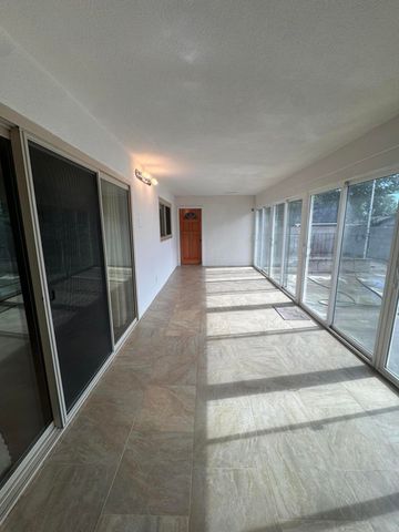 1205 Valencia Drive NE, Albuquerque, NM 87110