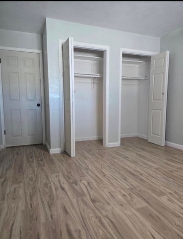 1205 Valencia Drive NE, Albuquerque, NM 87110