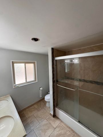 1205 Valencia Drive NE, Albuquerque, NM 87110