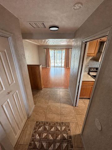 1205 Valencia Drive NE, Albuquerque, NM 87110