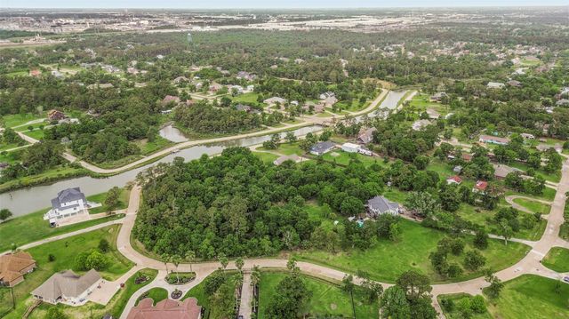 3515 E Bayou Drive, Shoreacres, TX 77571