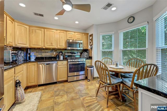 2332 Oliver Court, Mahwah, NJ 07430