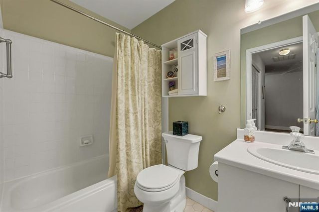 2332 Oliver Court, Mahwah, NJ 07430