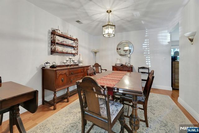 2332 Oliver Court, Mahwah, NJ 07430