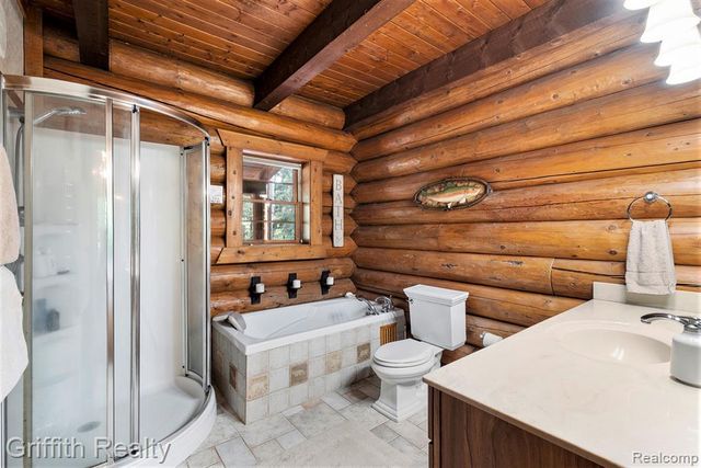 11245 Guyn Drive, Brighton, MI 48114