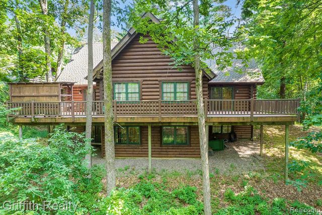 11245 Guyn Drive, Brighton, MI 48114