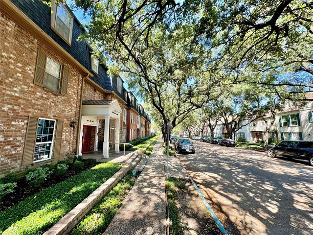 357 N Post Oak Lane 209, Houston, TX 77024