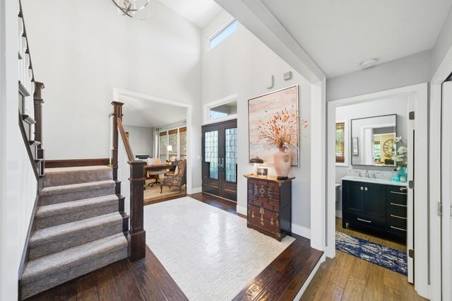 9033 Laguna Lake Way, Elk Grove, CA 95758