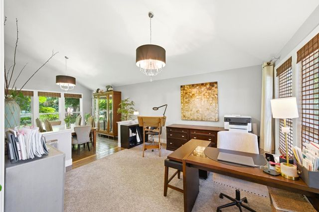 9033 Laguna Lake Way, Elk Grove, CA 95758