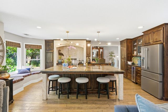 9033 Laguna Lake Way, Elk Grove, CA 95758