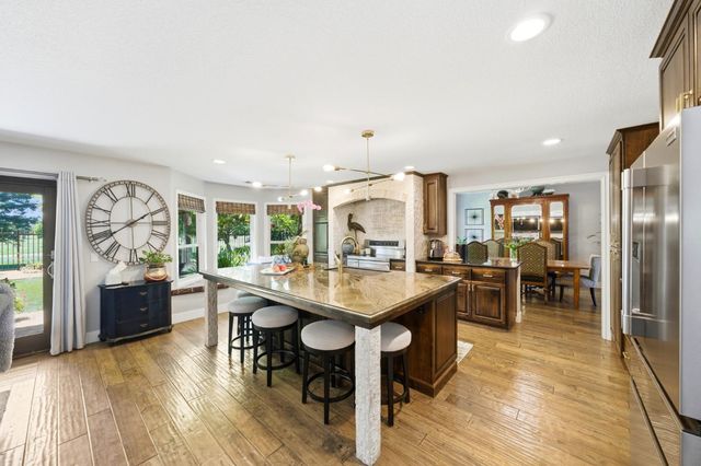 9033 Laguna Lake Way, Elk Grove, CA 95758
