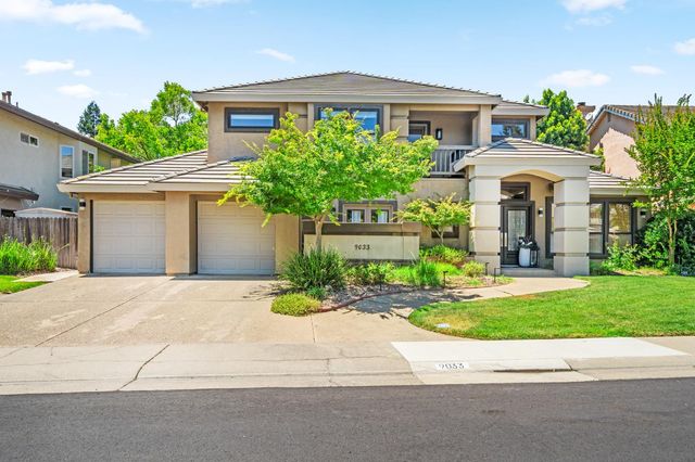 9033 Laguna Lake Way, Elk Grove, CA 95758