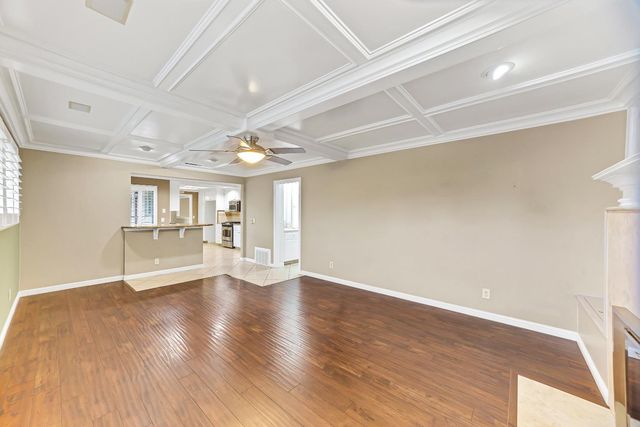 6420 Saint James Dr, Carmichael, CA 95608