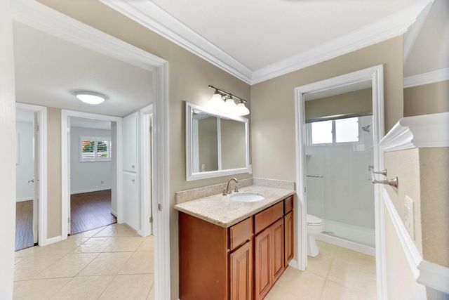 6420 Saint James Dr, Carmichael, CA 95608