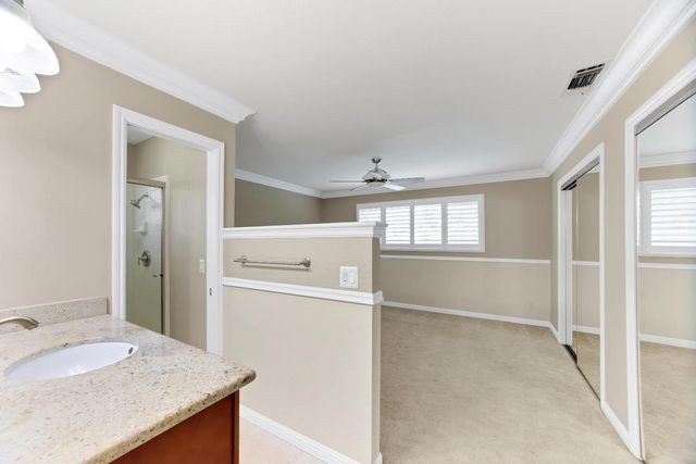 6420 Saint James Dr, Carmichael, CA 95608