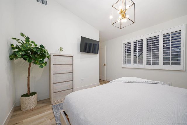 3011 Lloyd St, San Diego, CA 92117