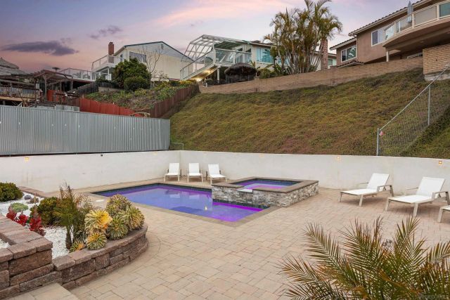 3011 Lloyd St, San Diego, CA 92117